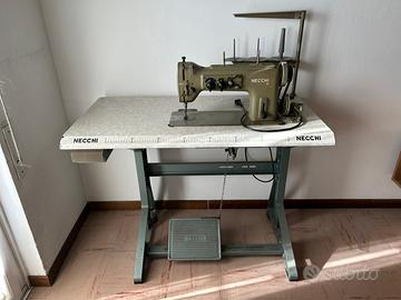 Macchina da cucire professionale