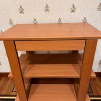 Mobile con rotelle porta tv in legno