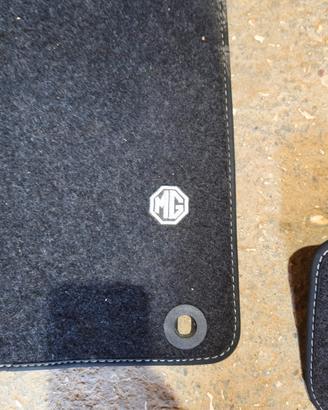 Tappetini originali mg hs hybrid