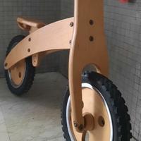 Bicicletta senza pedali