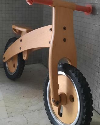Bicicletta senza pedali