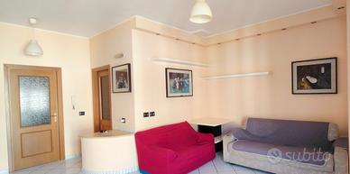 Appartamento arredato con utenze allacciate