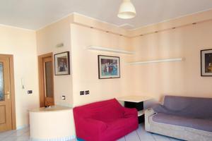 Appartamento arredato con utenze allacciate