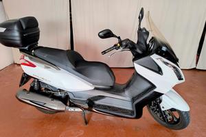 Kymco Downtown 300i - 2012