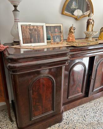 Credenza in stile Luigi Filippo