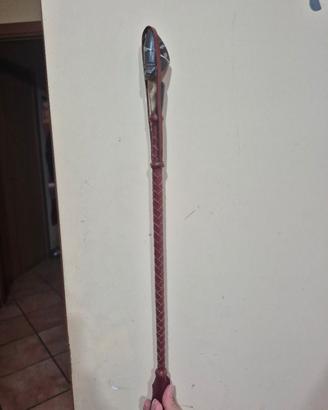 bastone/frustino
