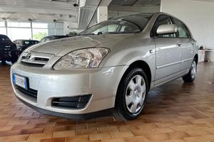 TOYOTA Corolla 1.4 16V 5 porte
