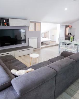 Mansarda in Centro Luino (casa vacanze, Max 30 gg)