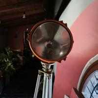 Lampada vintage industriale in lega