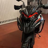 SOLO 700km Benelli TRK 702 X