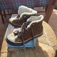 Converse con pelliccia