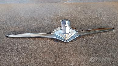 Fregio centrale nuovo  calandra Fiat 1100 103 E TV