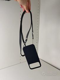 Cover iphone 17 pro max magsafe con tracolla nuova