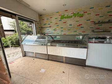 Arredi e attrezzature professionali gelateria bar