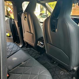 auto bmw full elettrica