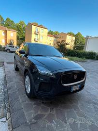 Jaguar E PACE