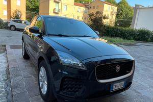 Jaguar E PACE
