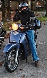 Aprilia Scarabeo 150 scooter