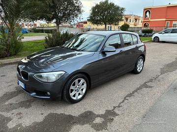 Bmw 118 118d 5p. Unique