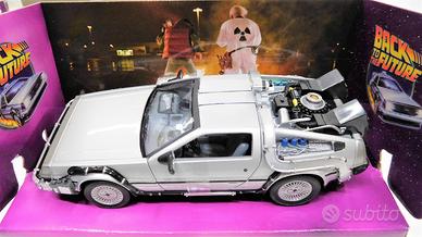 Modellino auto ritorno al futuro 1 2 3 film nuovo