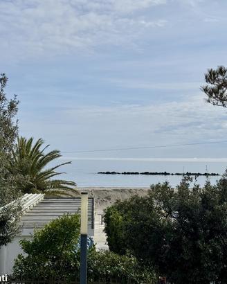 Fronte Mare Lido di Pomposa incantevole vista
