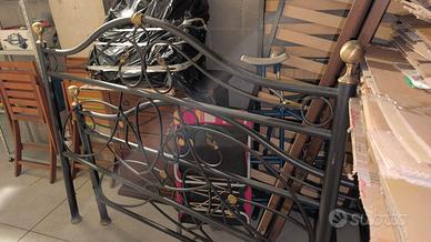 Spalliera letto in ferro battuto 