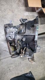 cambio manuale peugeot 208 1.5 diesel 2020