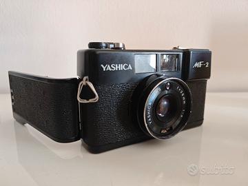 Yashica MF-2 – Fotocamera vintage 35mm