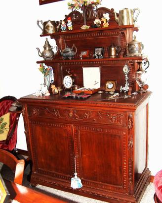 CREDENZA ANTICA
