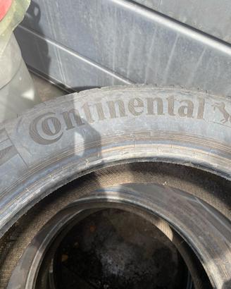 Gomme estive Continental 205/55 R17