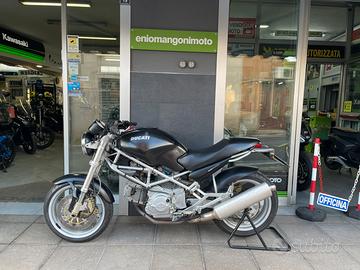 Moto ducati monster 600 dark