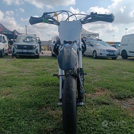 PIT BIKE motard 140