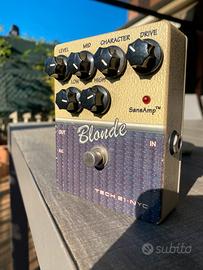 Distorsore per chitarra blonde tech 21 nyc sansamp
