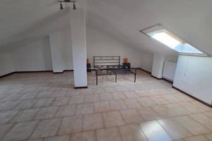Appartamento di 88 m² con 2 locali a Cologno Monze