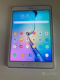 Tablet SAMSUNG SM-T555