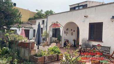 Villetta a Partinico (Rif.1291)