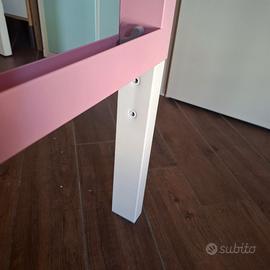 Scrivania per bambini bianca e rosa