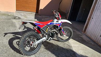 MOTO 50 FANTIC 2017