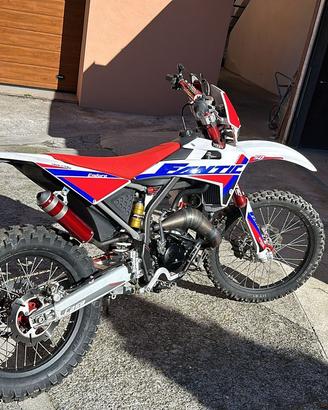 MOTO 50 FANTIC 2017