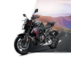 NUOVO NAKED Voge BRIVIDO 300cc A LIQUIDO-BLACK
