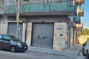 RIONE TAMBURI - VIA ORSINI Appartamento primo pian