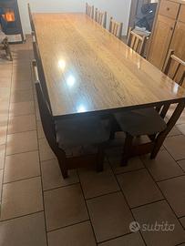 arredamento interno da taverna completo