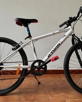 MTb Btwin Decathlon ragazzo incluso monopattino