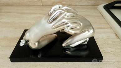 scultura Ottaviani " abbraccio " firmata placcata