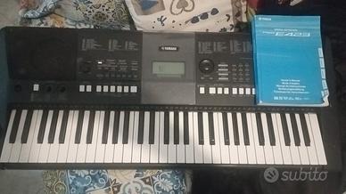 Pianola Yamaha psr e423