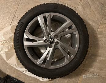 4 cerchi 17 Vw  4 gomme Bridgestone 205 55 17