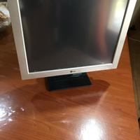 Monitor Touch Screen 17" LG L1730SFN (riparare)