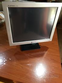 Monitor Touch Screen 17" LG L1730SFN (riparare)