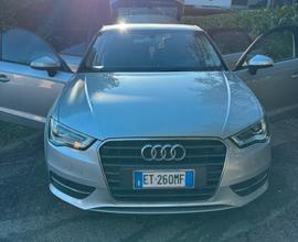 Audi A3 2.0 TDi s-tronic 150 cv