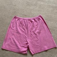 Pantaloni corti rosa